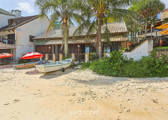 Casa Pe Na Areia Em Bombinhas Sdn042